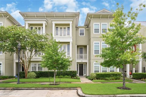 Photo of 194 W Breezy Way, The Woodlands, TX 77380 (MLS # 40576980) Photo of 194 W Breezy Way, The Woodlands, TX 77380 (MLS # 40576980)