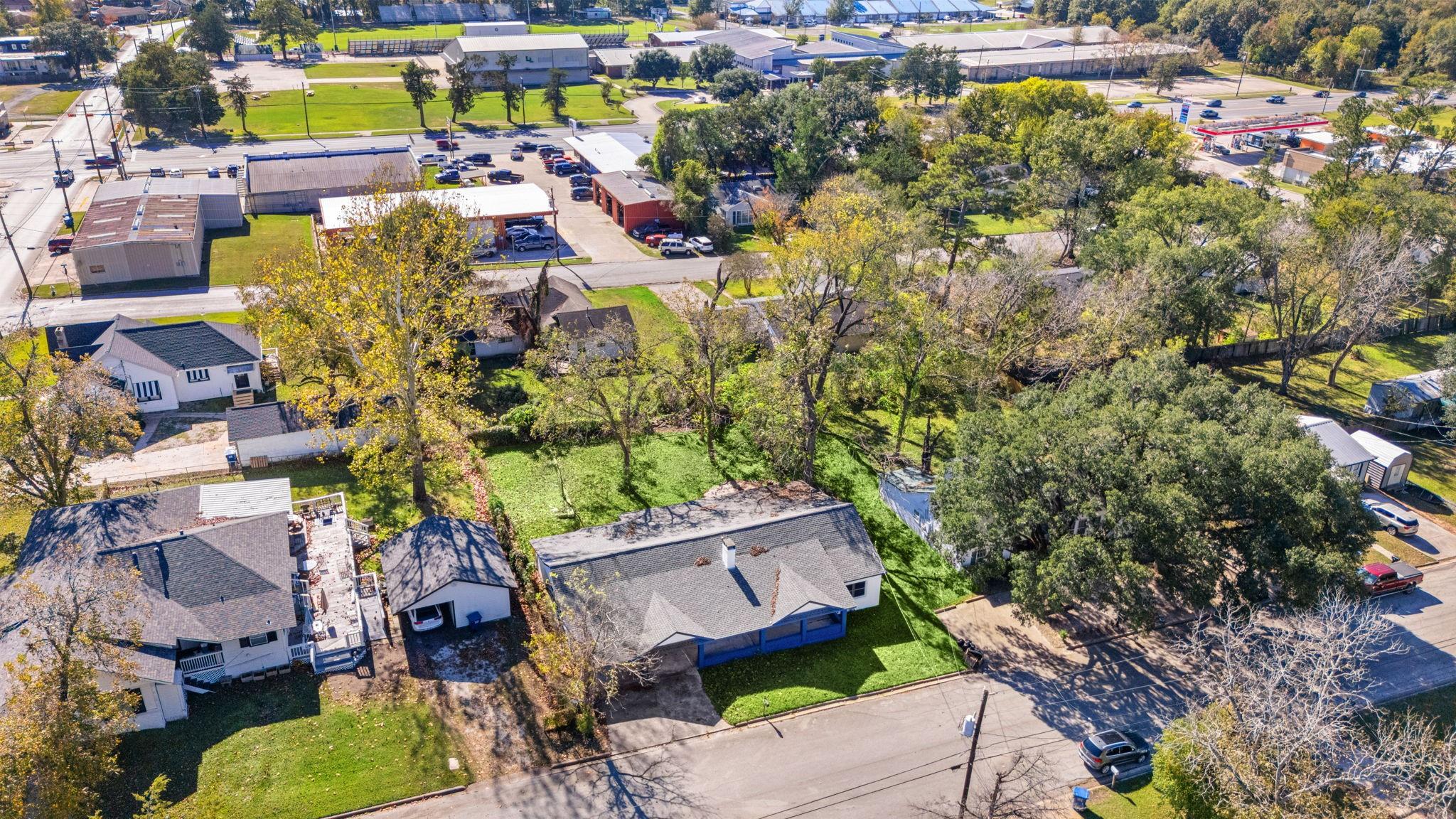 811 W Calhoun Street