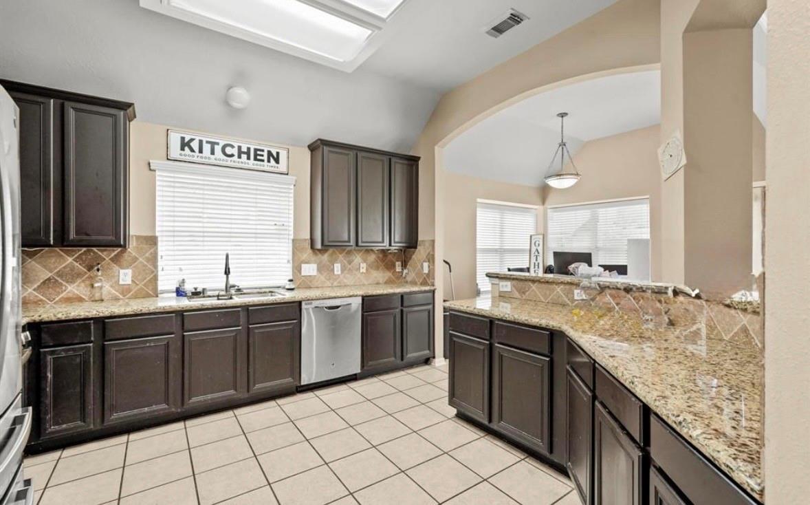 3106 Valley Court