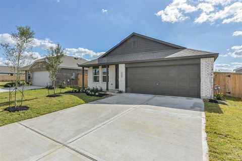 Photo of 710 Zuppino Lane, Huffman, TX 77336 (MLS # 40926247)