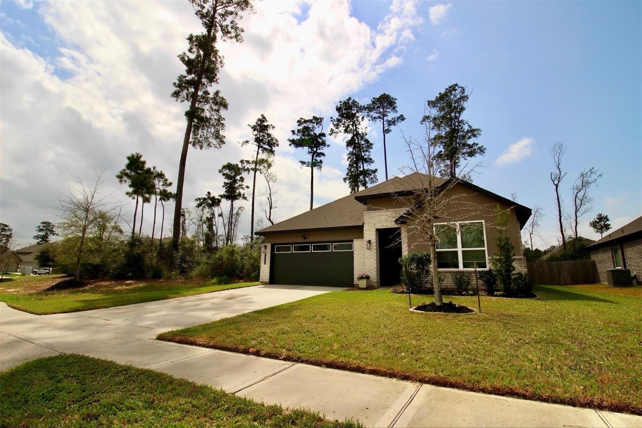 14136 Lake Lodge Drive