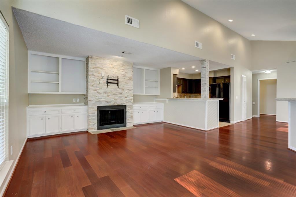 11126 Twain Drive