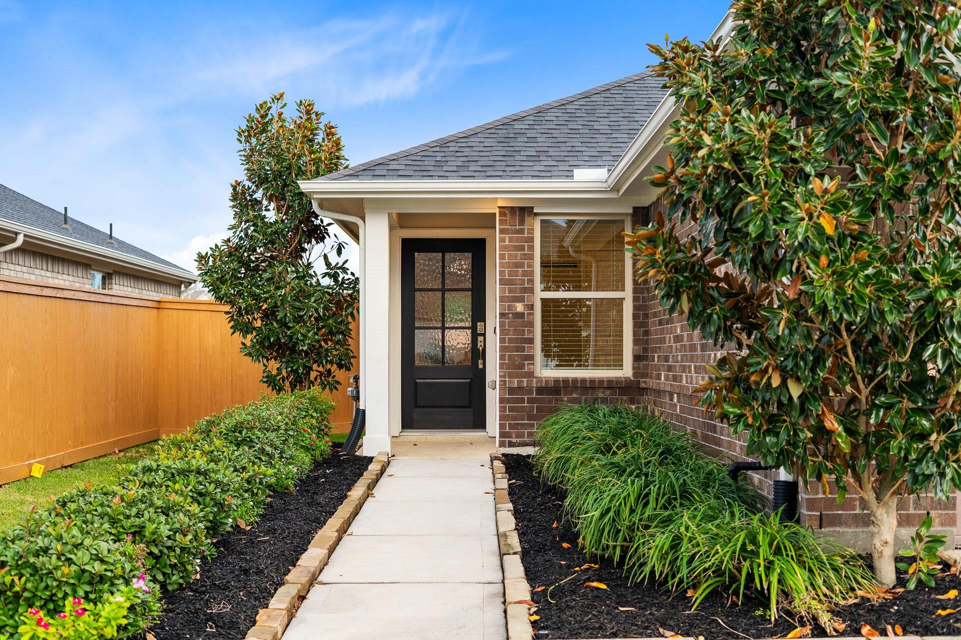5006 Mesa Cove Drive