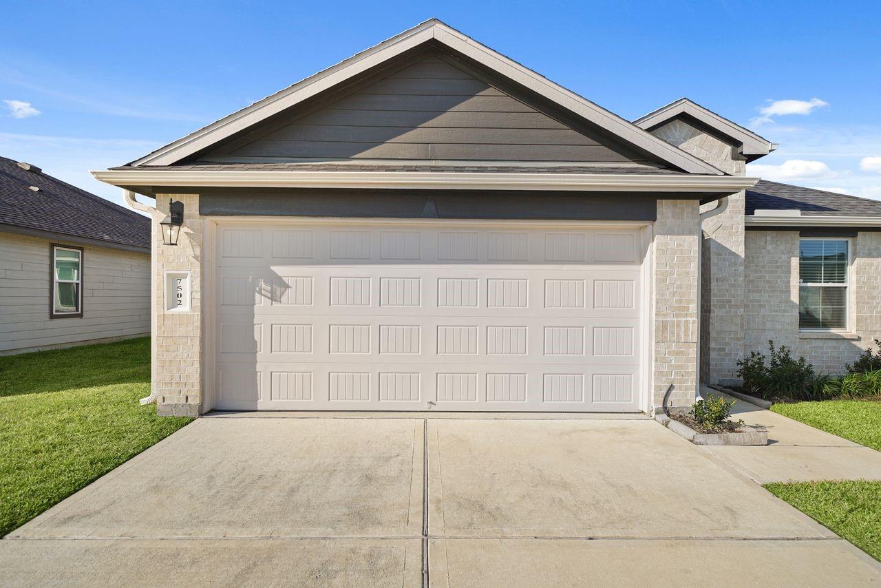 7502 Fierce Friesian Lane