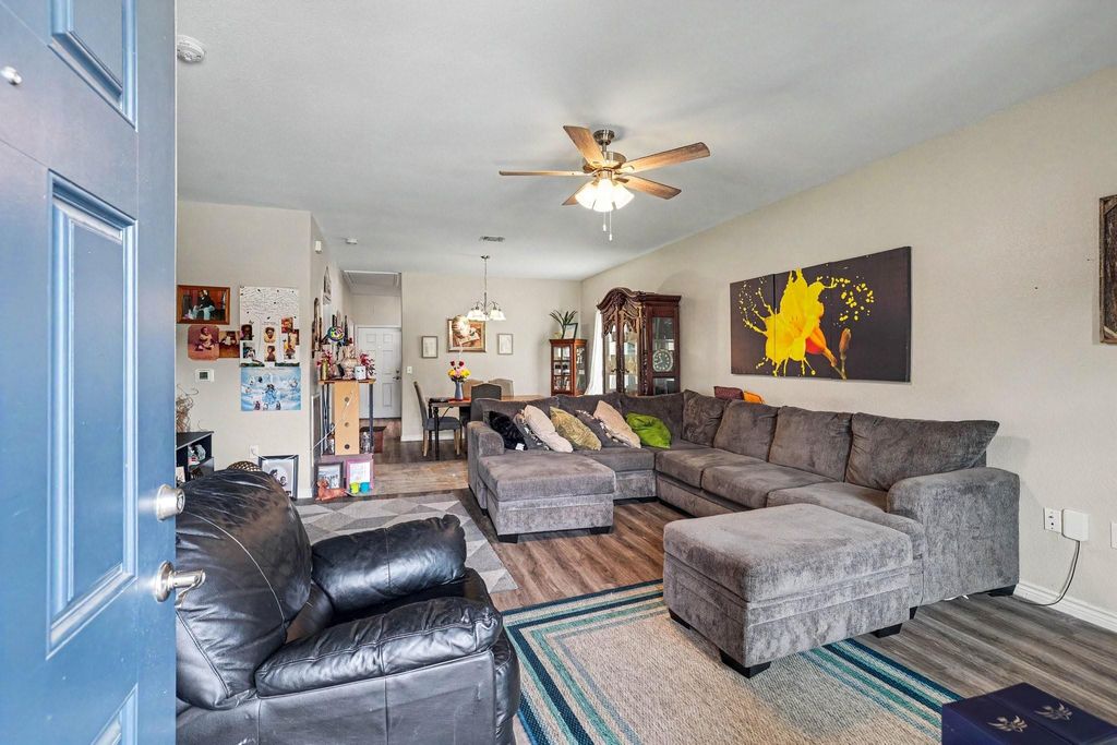 Photo of 2902 Skelton Drive, Houston, TX 77067 (MLS # 26494091)