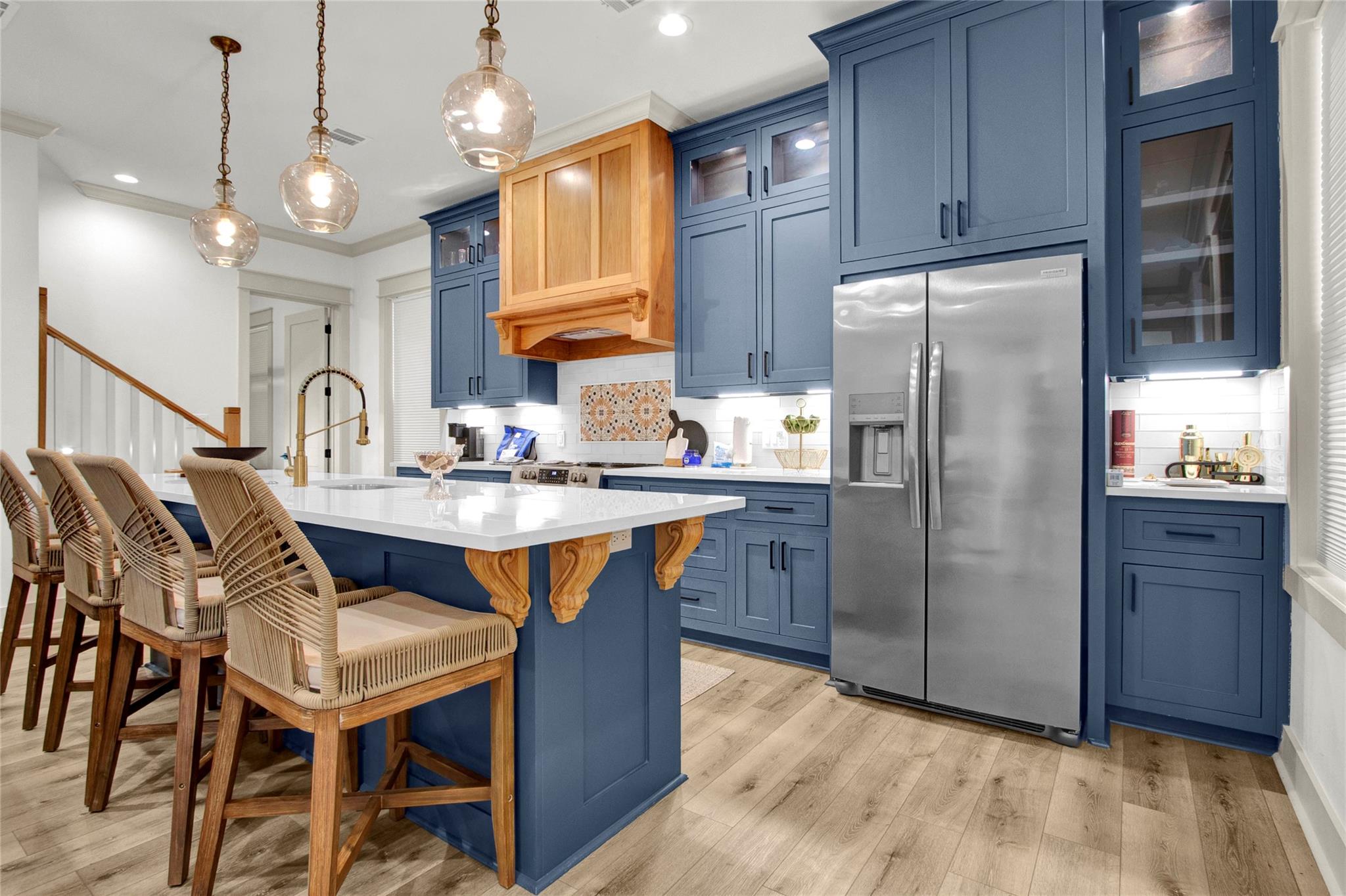 2906 Shady Lane