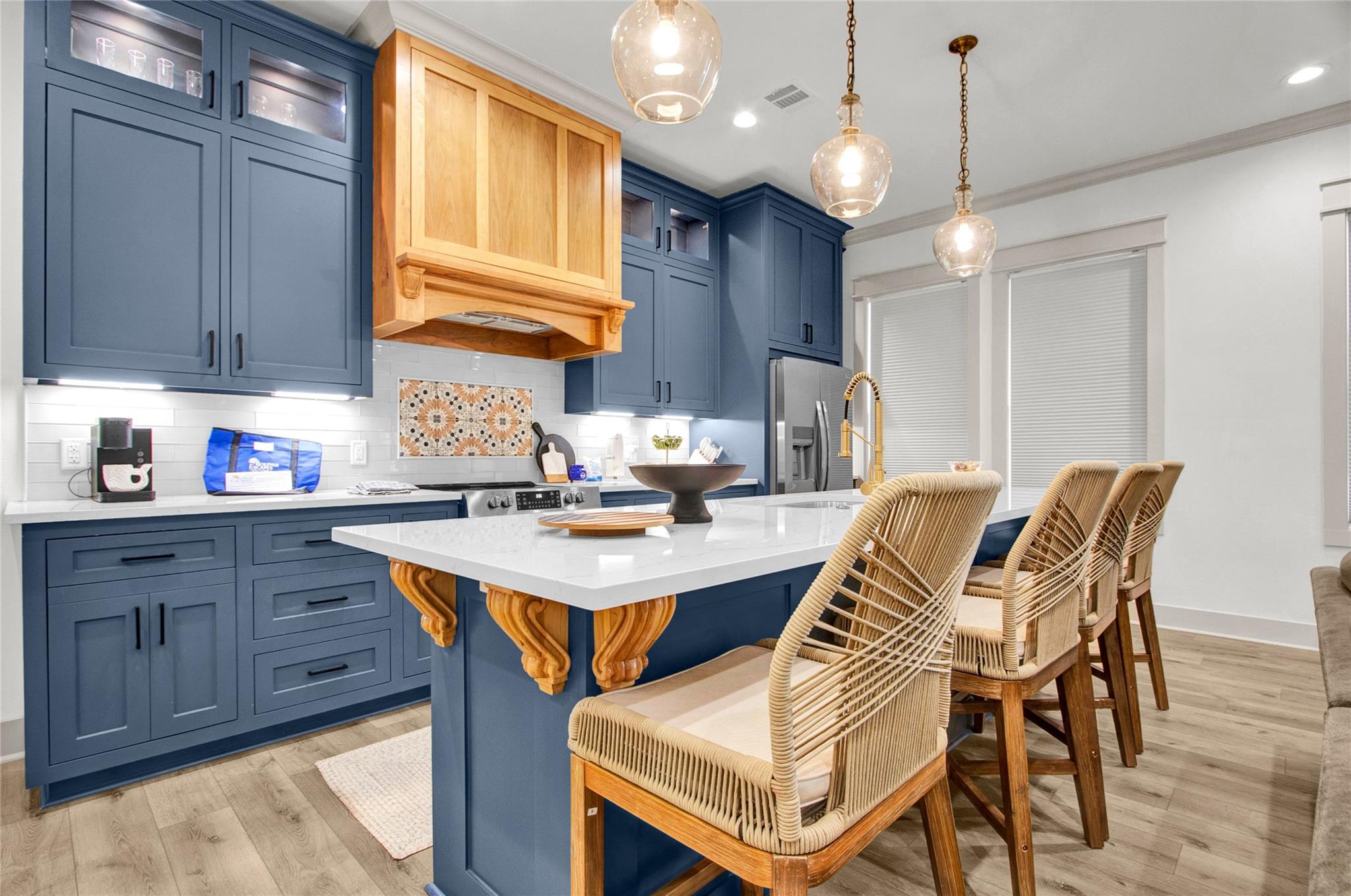 2906 Shady Lane
