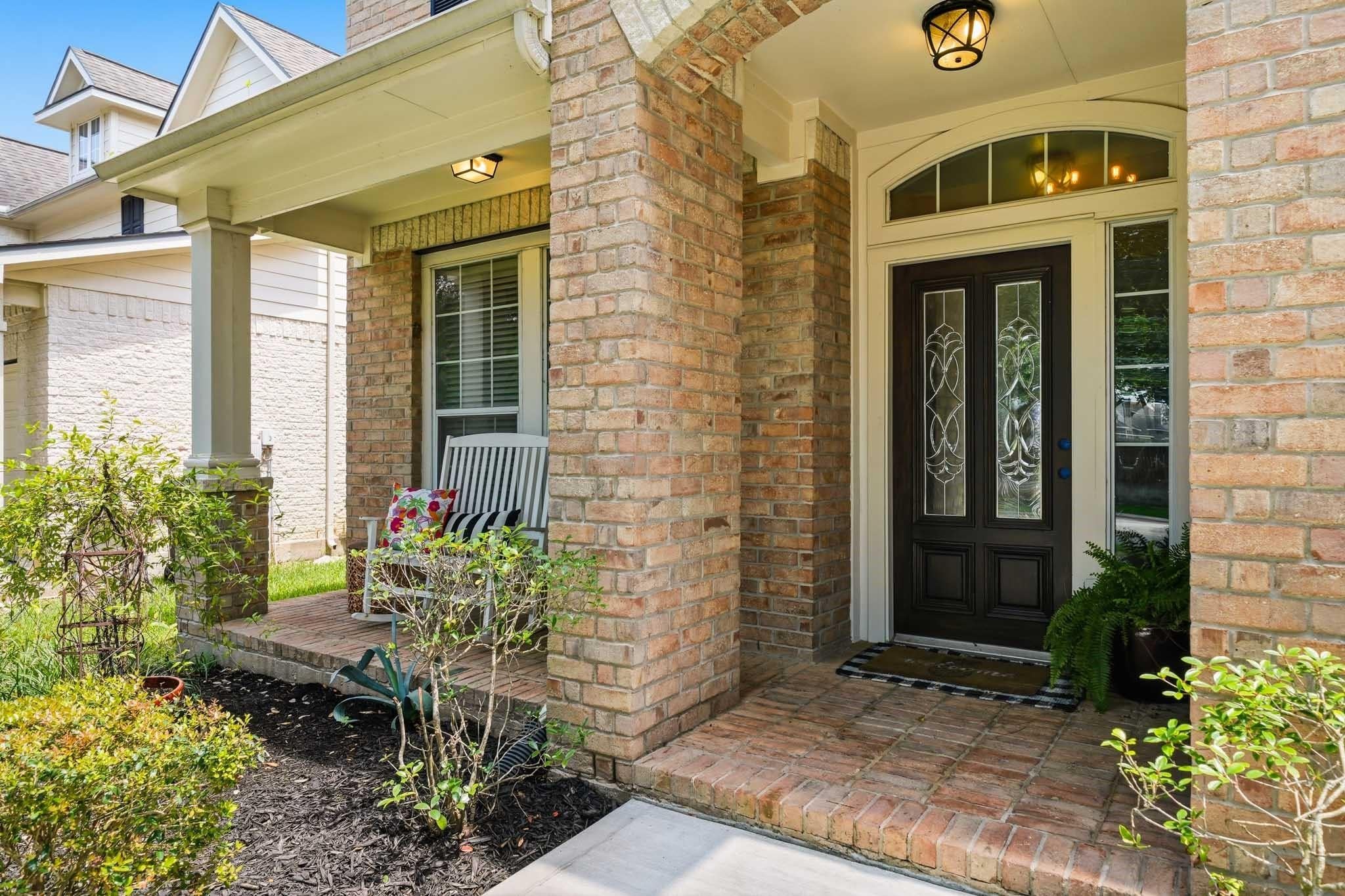 8815 Wenona Walk
