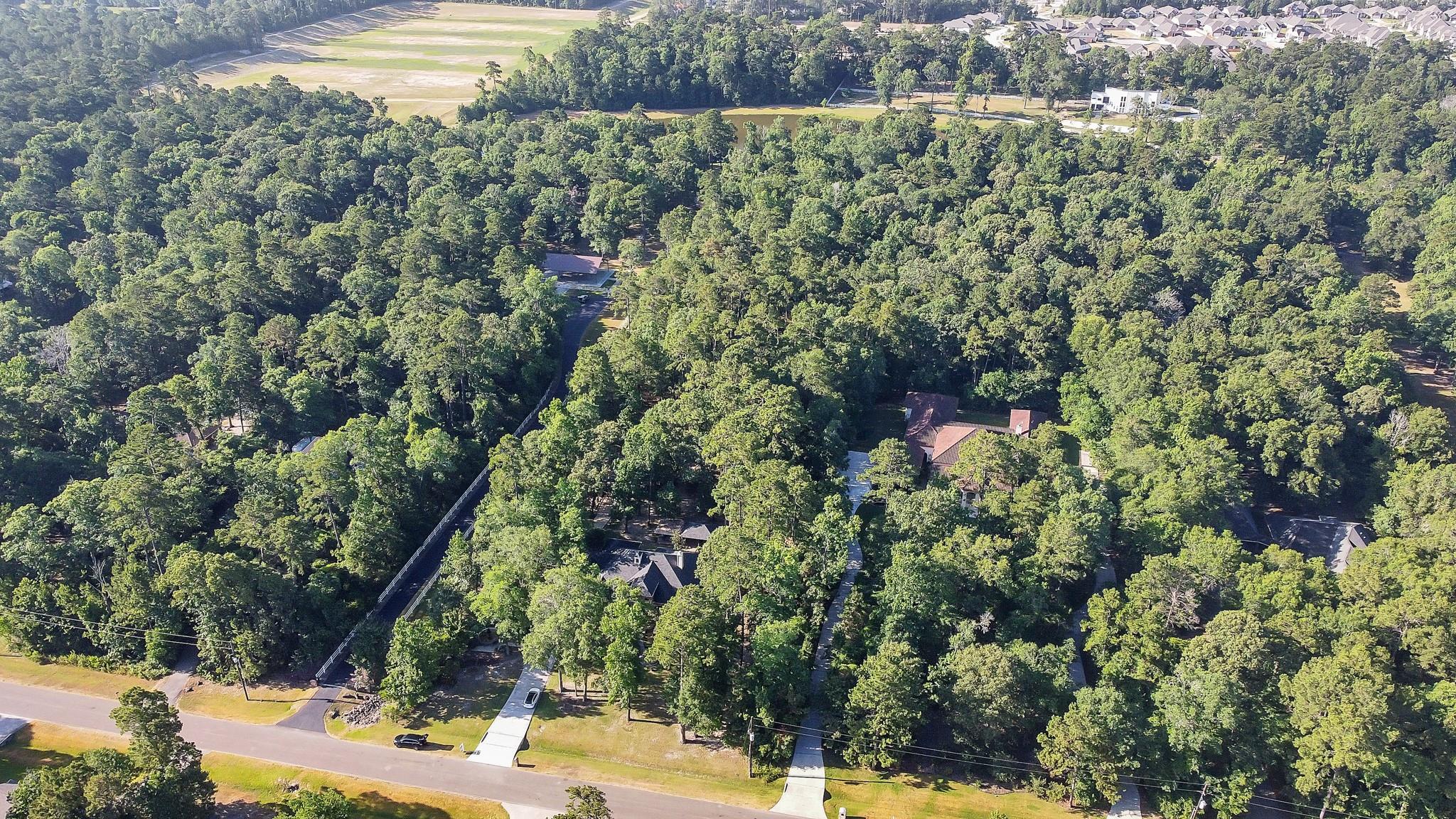 11943 White Oak Pass