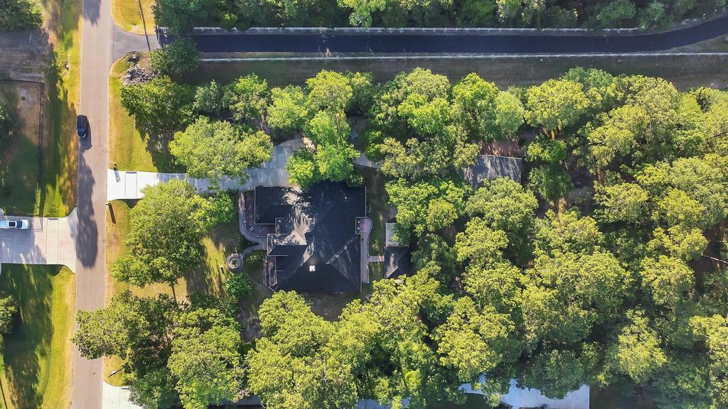 Photo of 11943 White Oak Pass, Conroe, TX 77385 (MLS # 6285819)