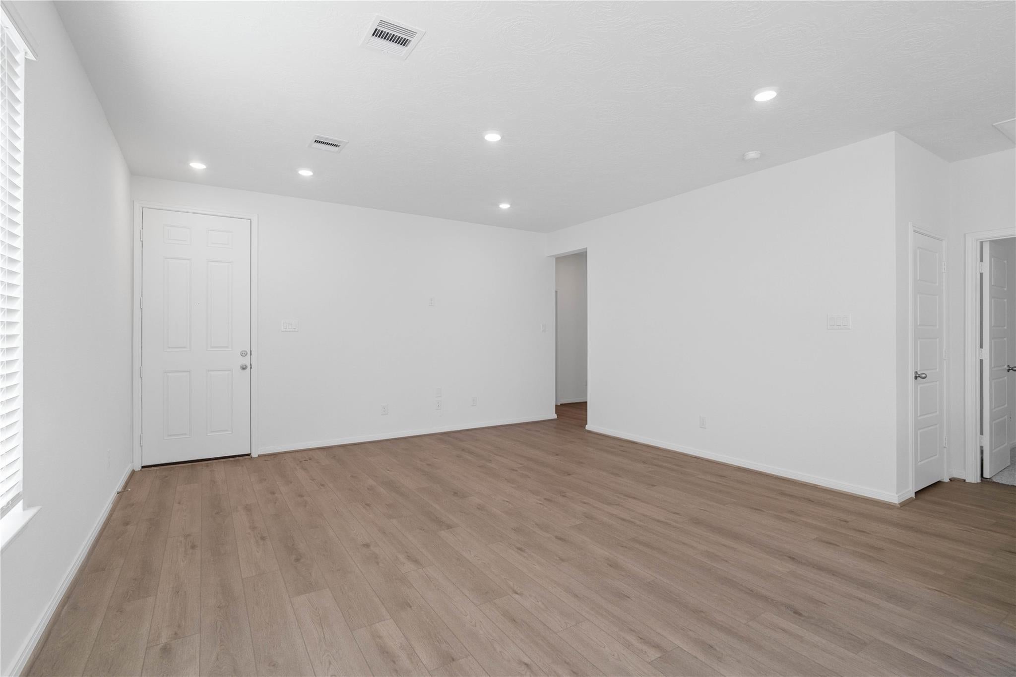 5619 Blackbird Lane
