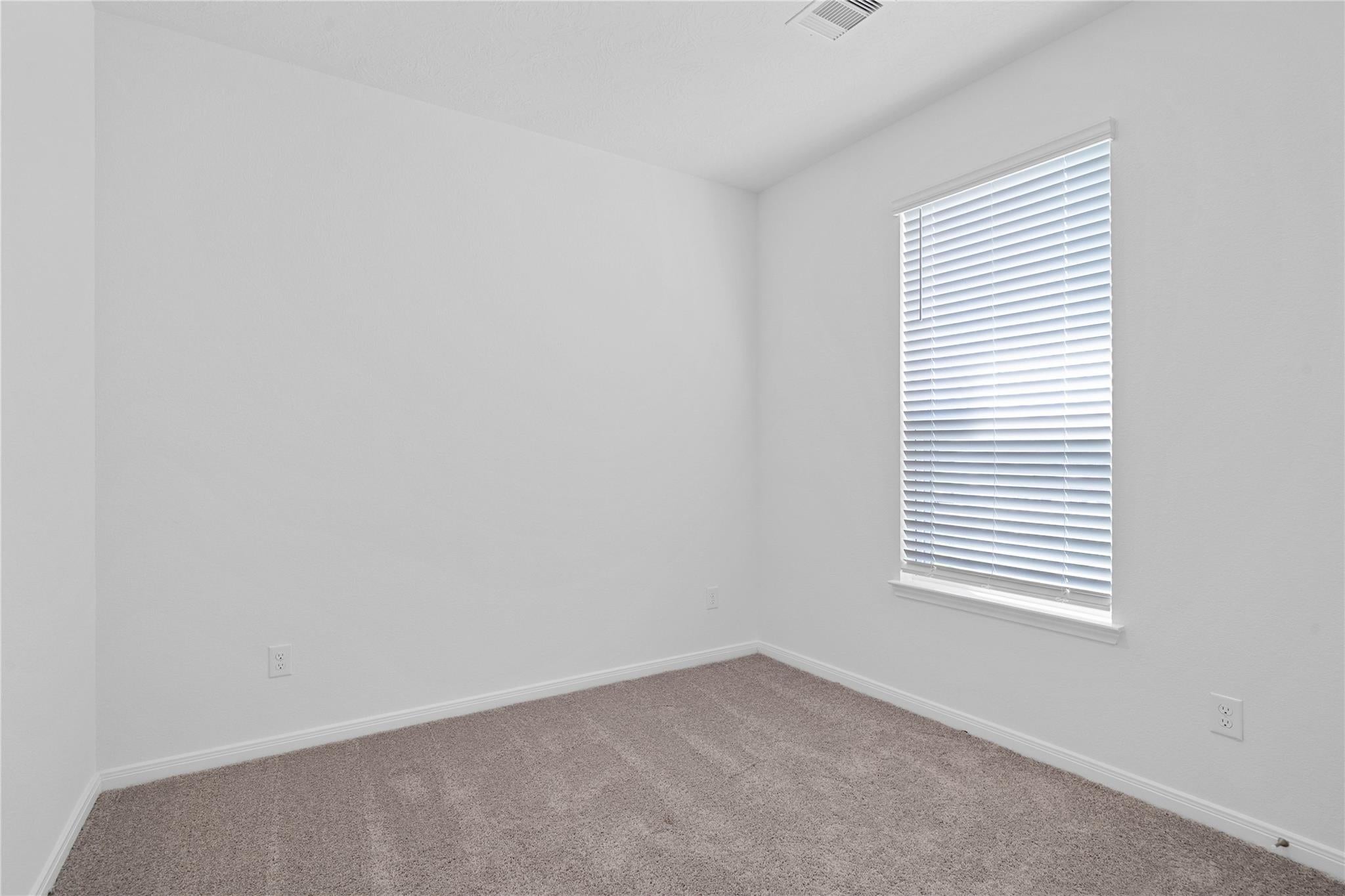 5619 Blackbird Lane
