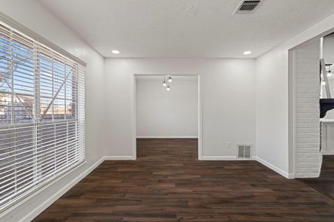 Tiny photo for 15403 Blueridge Road, Houston, TX 77489 (MLS # 67652844)