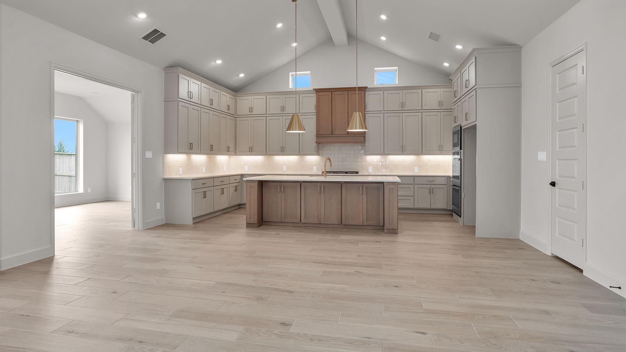 5211 Deer Valley Court