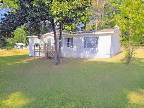 Photo of 118 Noel, Livingston, TX 77351 (MLS # 13482175)