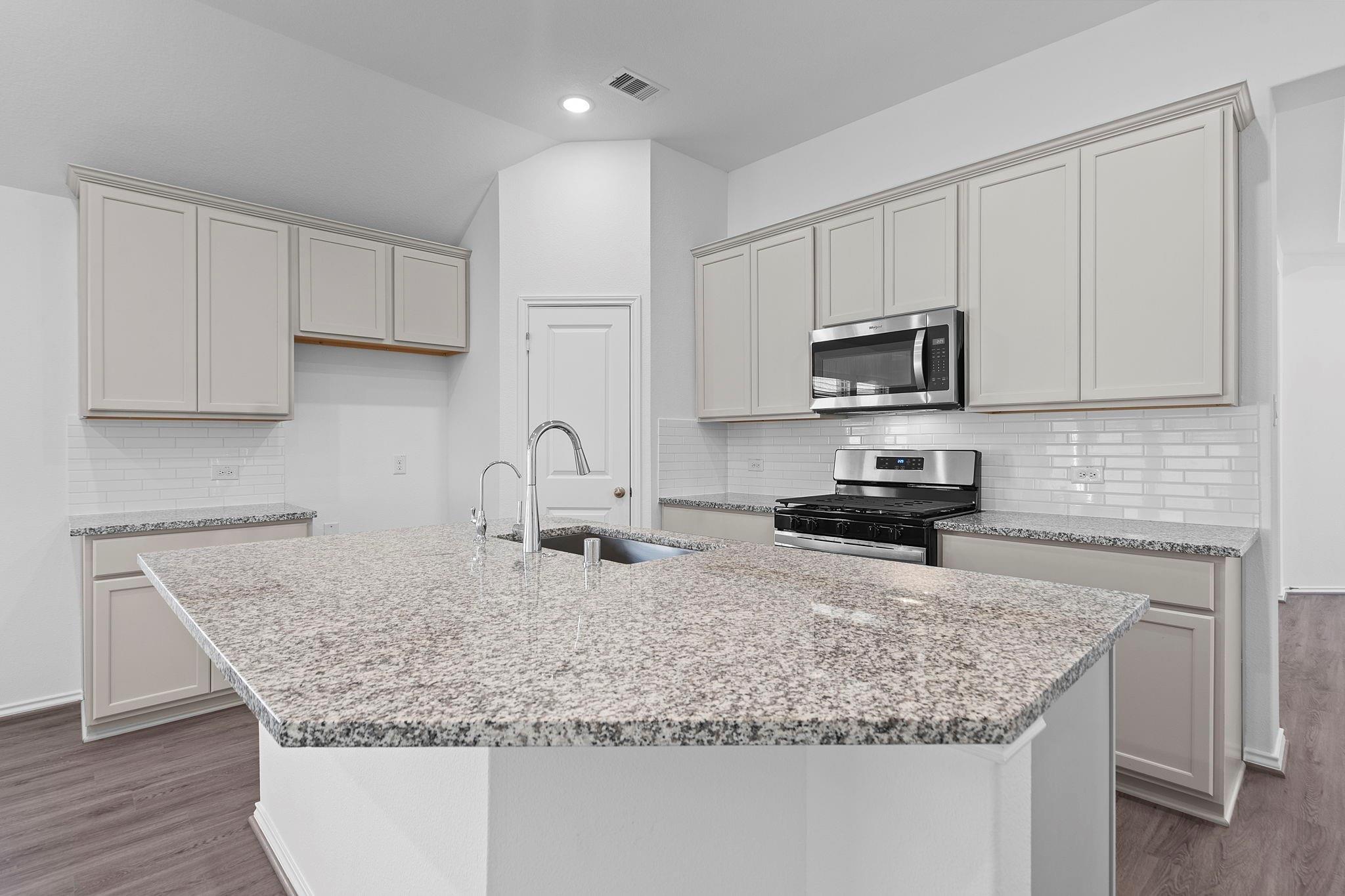 542 Black Creek Trail