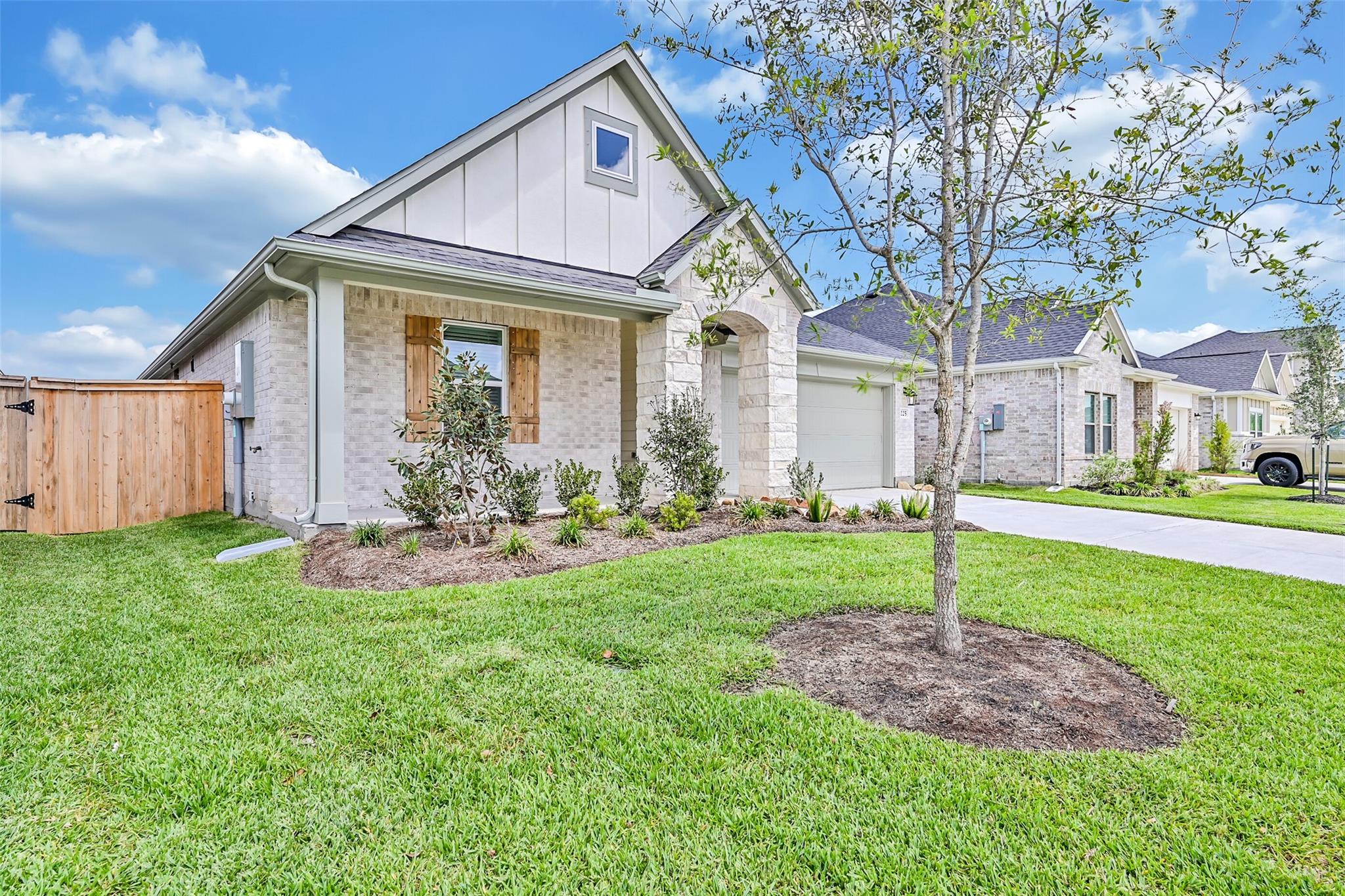 225 Magnolia Laurel Drive