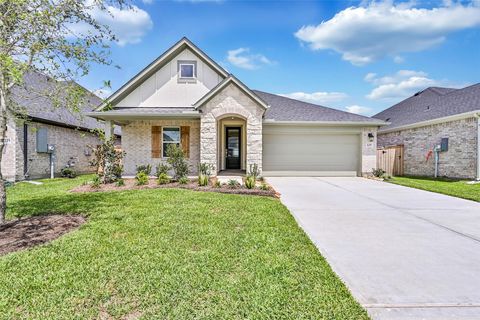 Photo of 225 Magnolia Laurel Drive, Alvin, TX 77511 (MLS # 2323749)