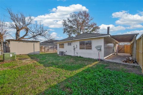 Tiny photo for 11019 Maidencane Court, Houston, TX 77086 (MLS # 85021057)