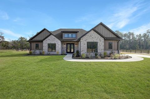 Photo of 15021 Tybee Ln Ln, Conroe, TX 77306 (MLS # 39220802)