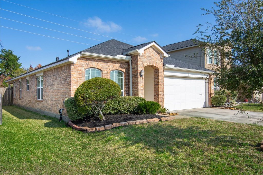 Photo of 12630 Silver Winter Trail, Houston, TX 77014 (MLS # 35479762)
