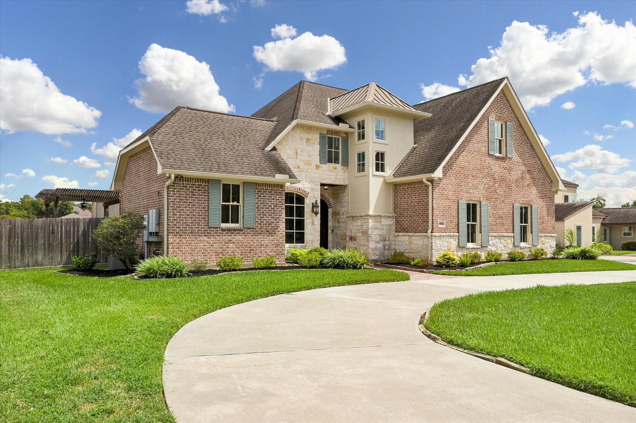 2103 Airline Drive