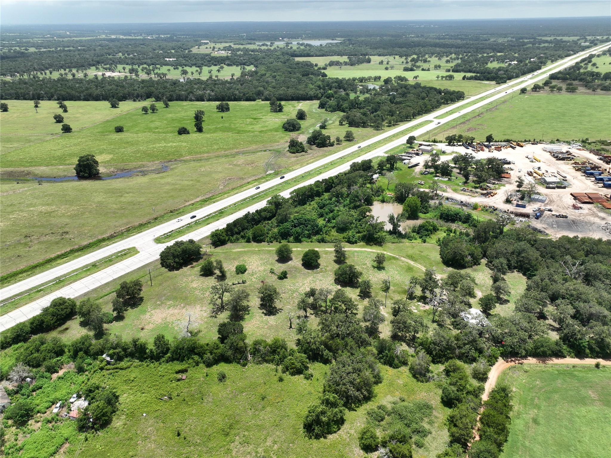 562 W Hwy 290 West