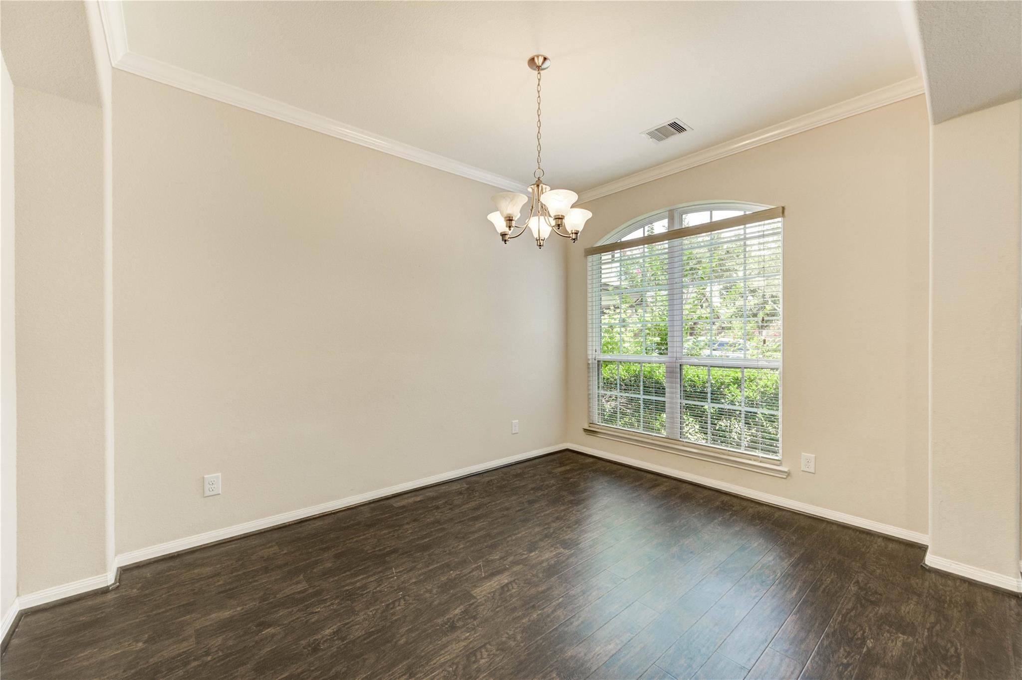43 Amaifi Drive