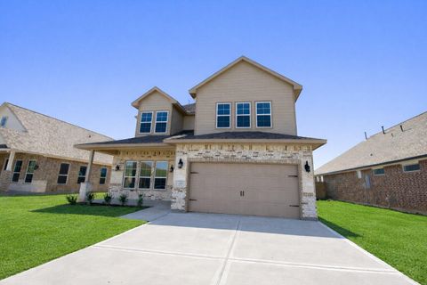 Photo of 126 Comal Drive, Baytown, TX 77523 (MLS # 39830145)