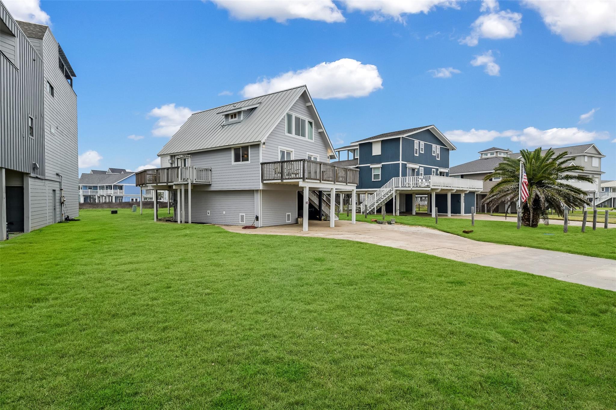 4227 Maison Rouge Court