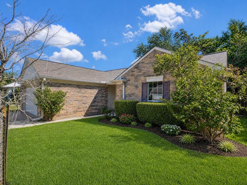 Photo of 6118 Wolfboro Drive, Houston, TX 77041 (MLS # 63599076)
