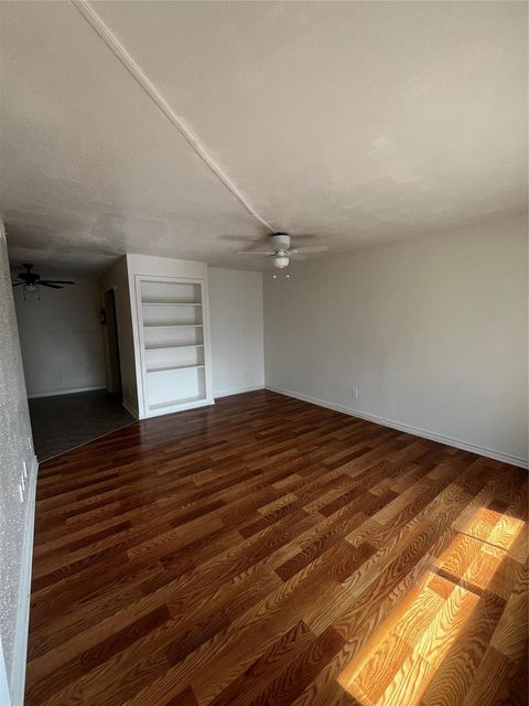 Photo of 5625 Antoine Drive #408, Houston, TX 77091 (MLS # 93258652)
