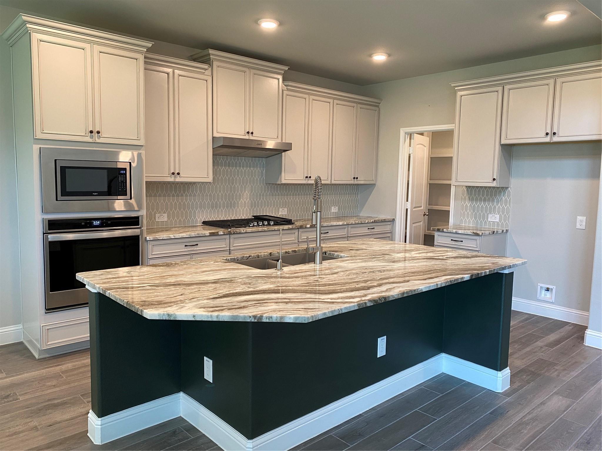 19007 Paso Fino Prairie Lane