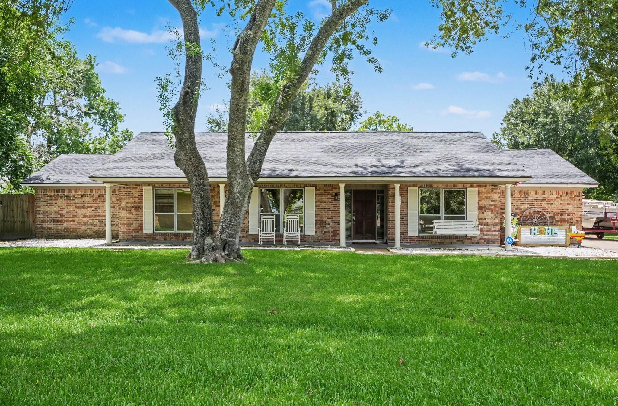 4318 Meadow Glenn Drive