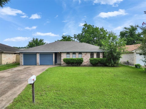 Photo of 18726 Wood Glen Lane, Houston, TX 77084 (MLS # 45863056)
