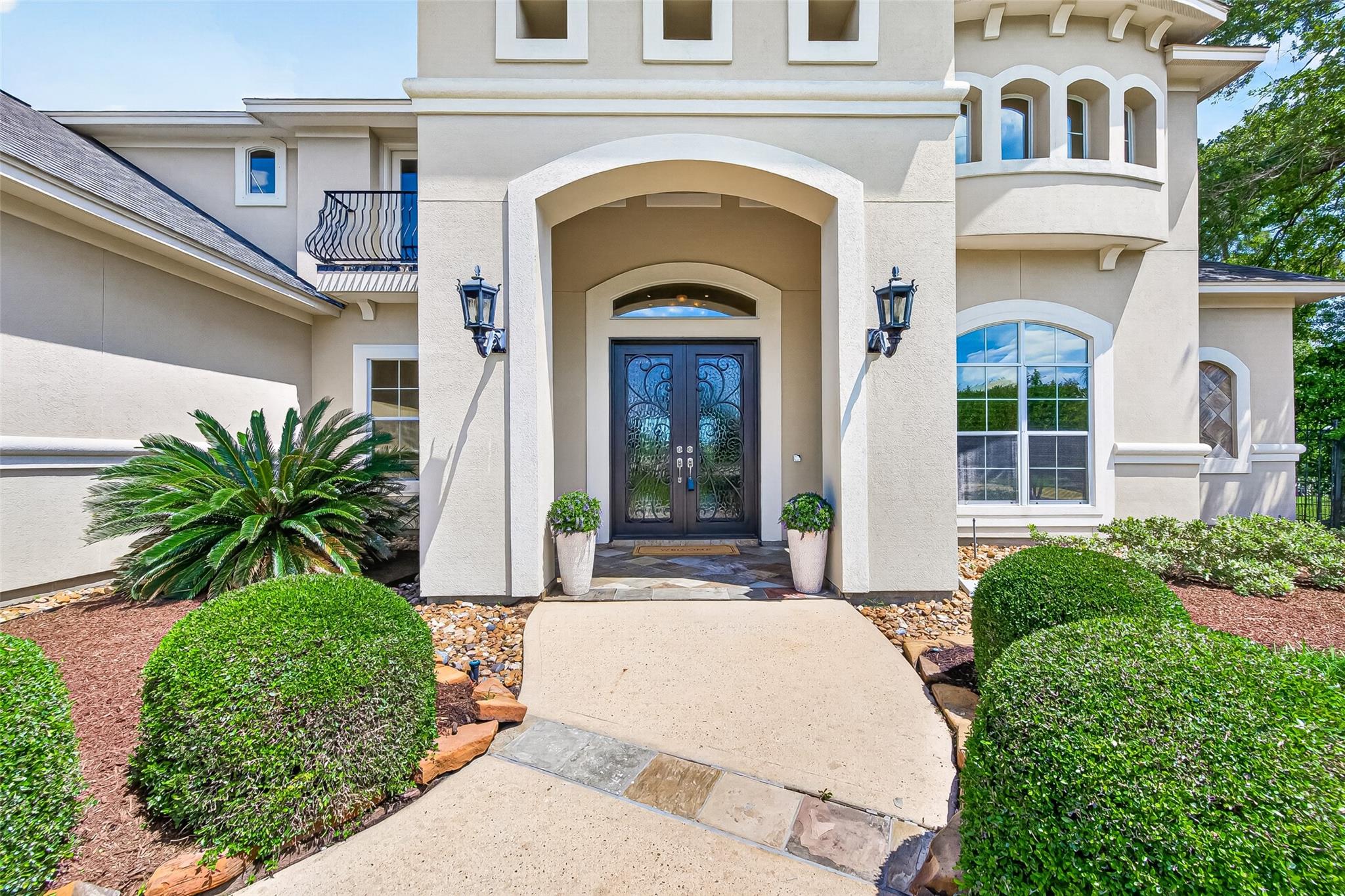 25626 Windy Isle Court