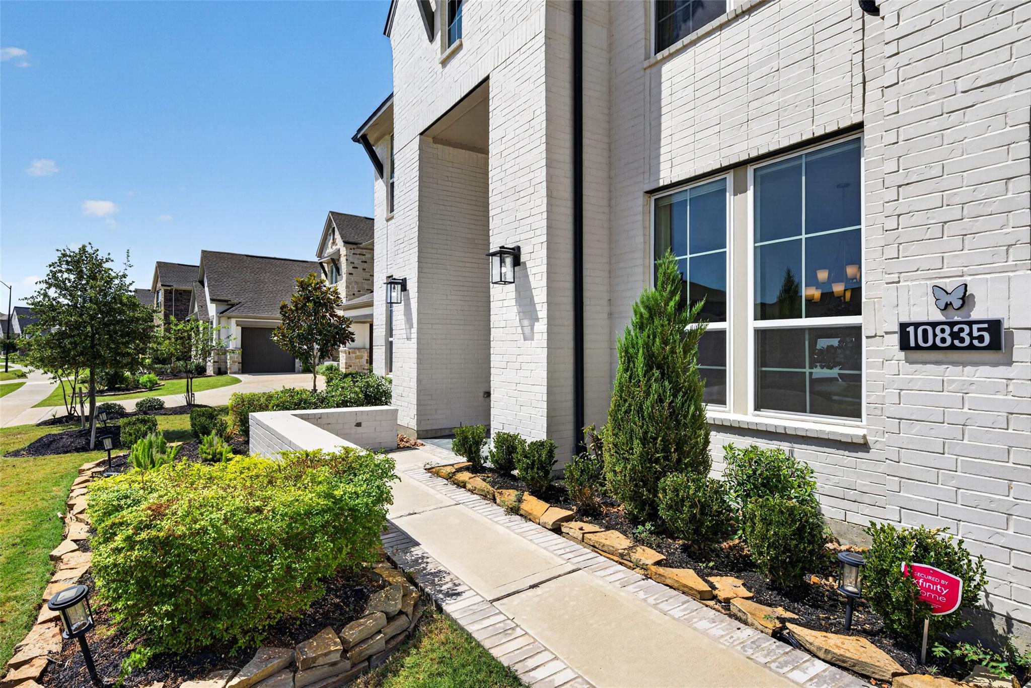 10835 White Mangrove Dr