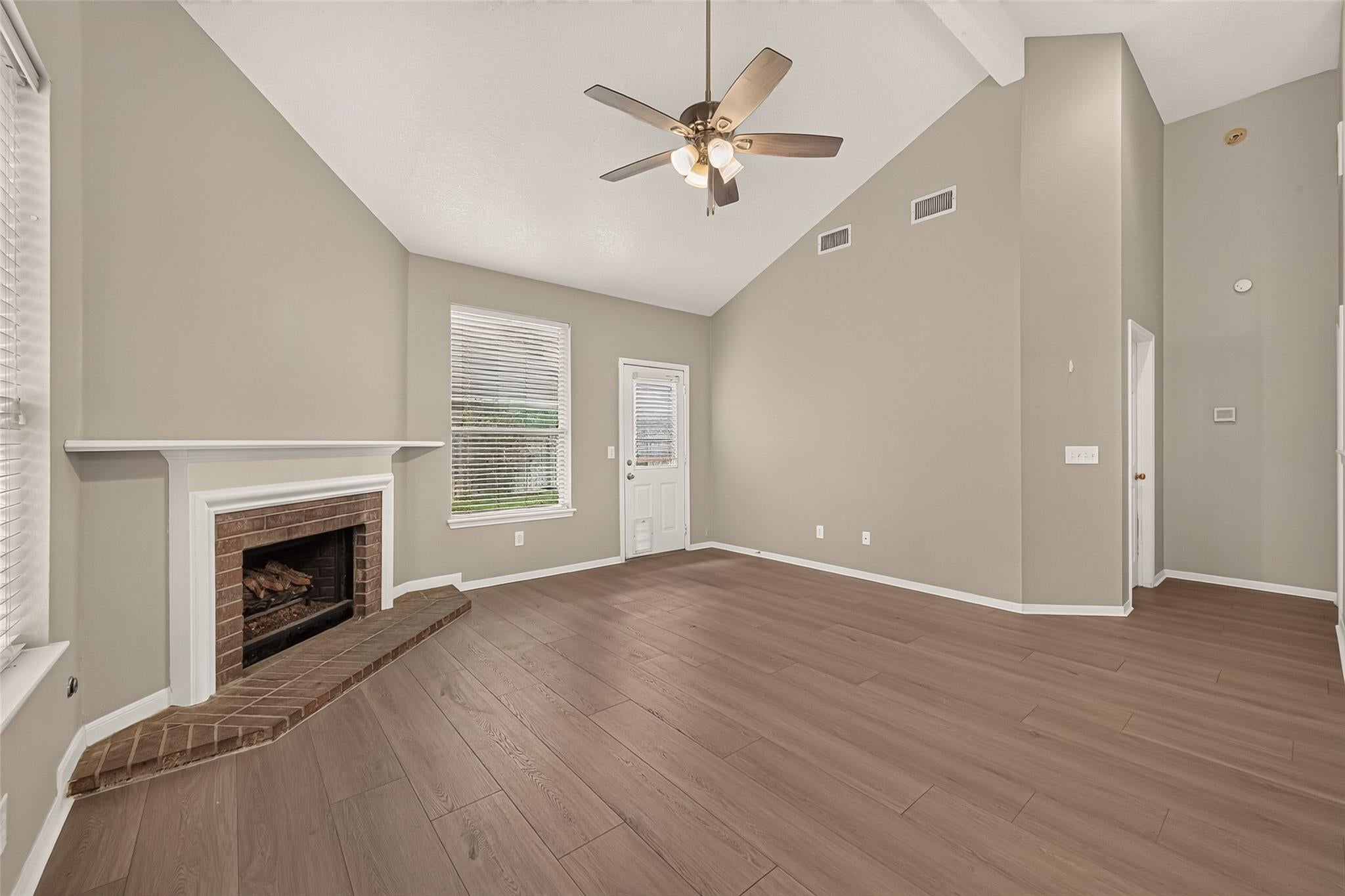2907 Eagle Point Trail Drive