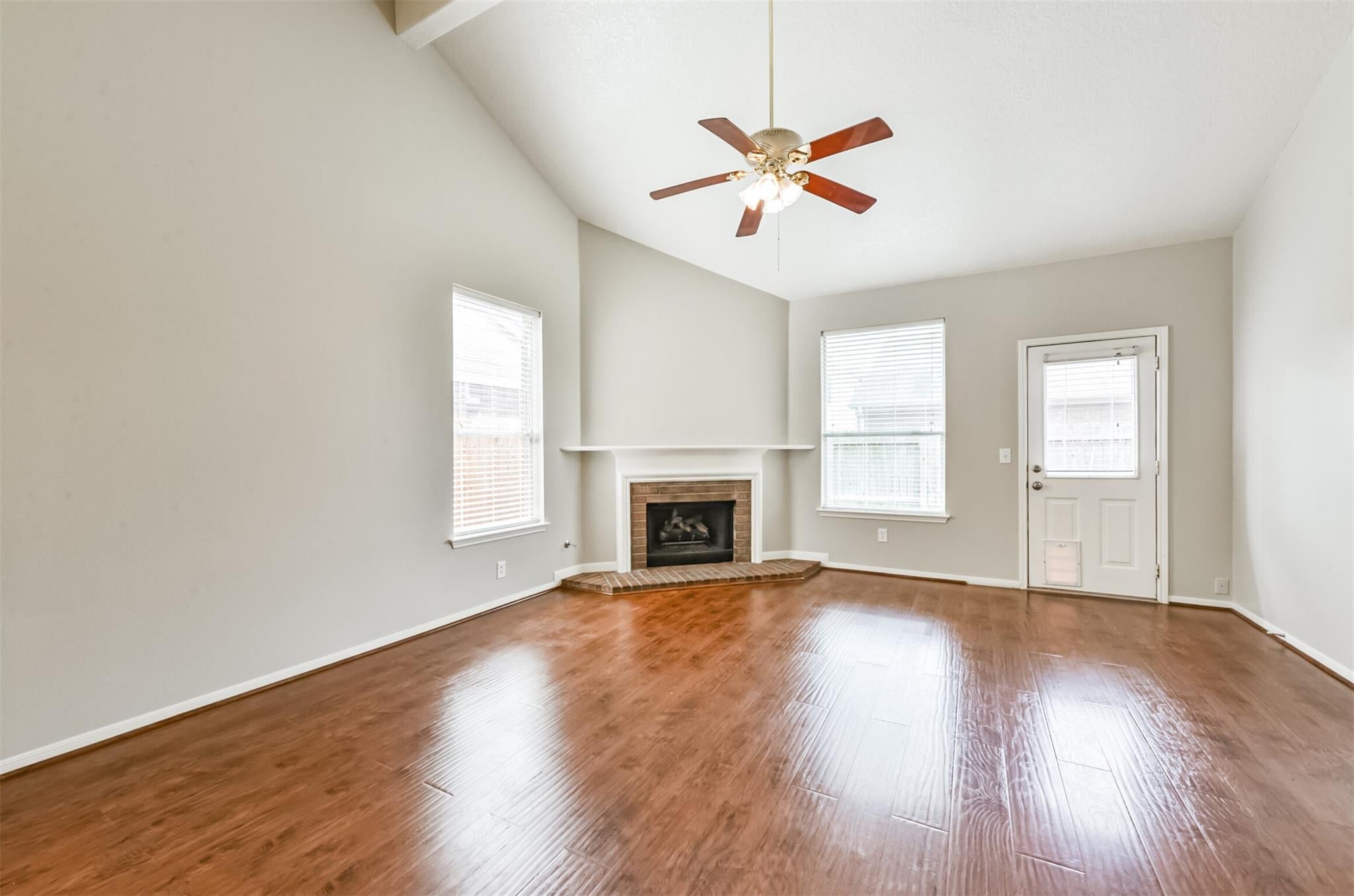 2907 Eagle Point Trail Drive