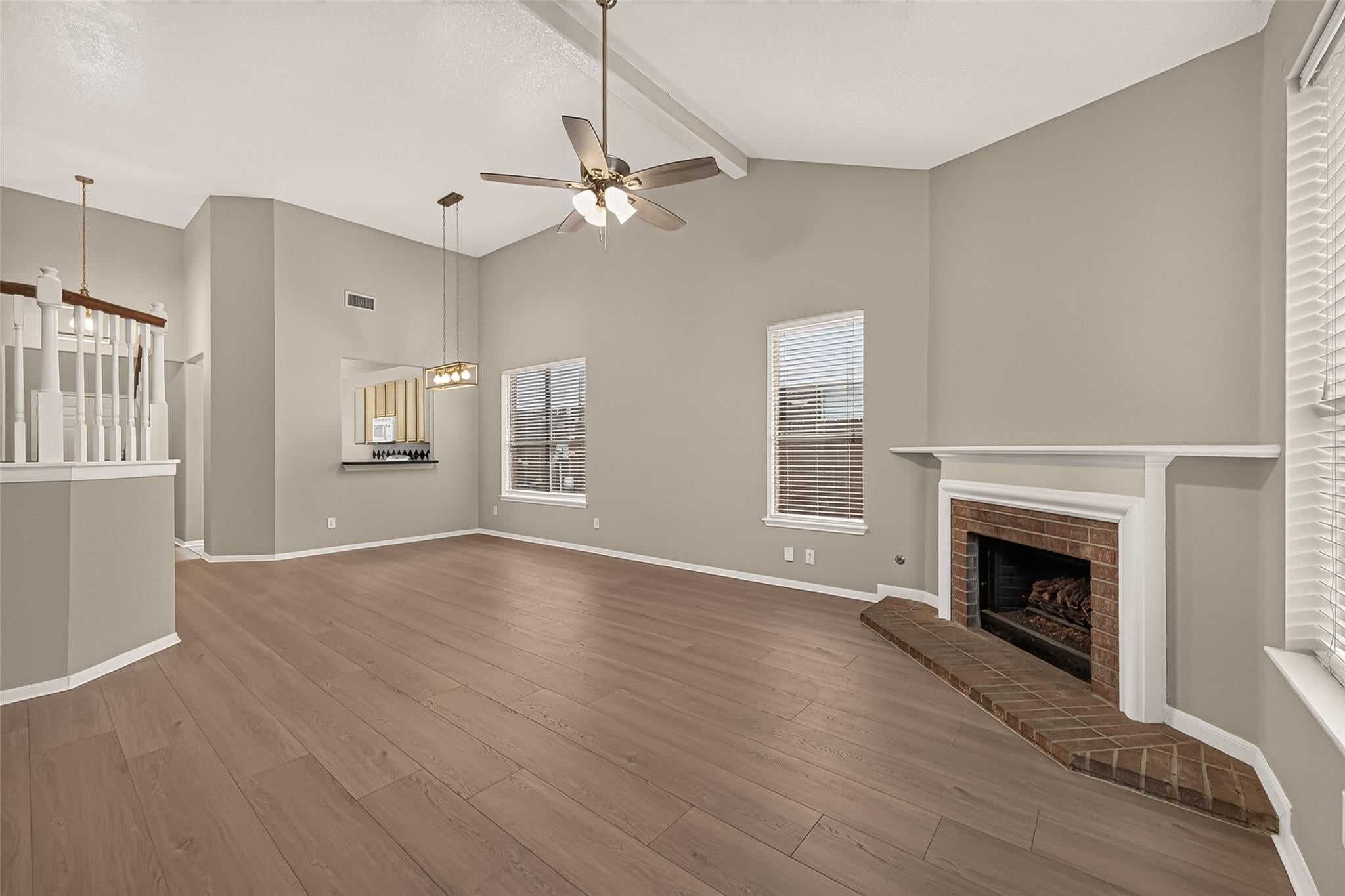 2907 Eagle Point Trail Drive