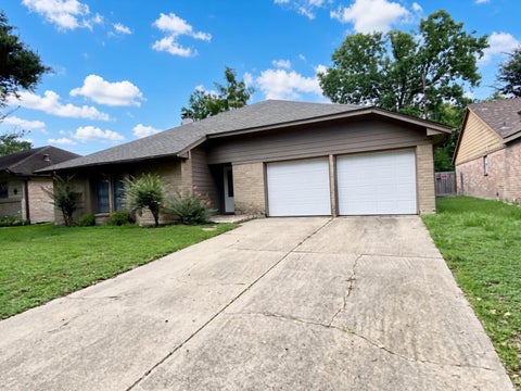 Photo of 15634 Fox Springs Drive, Houston, TX 77084 (MLS # 9807654)