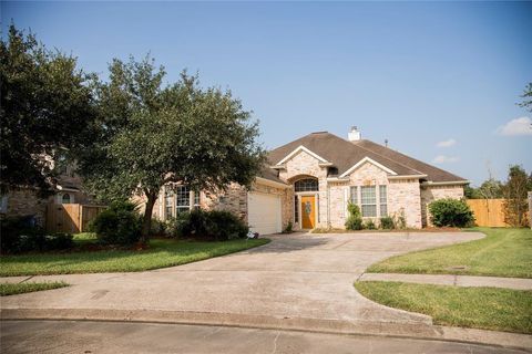 Photo of 2032 Cork Street, Dickinson, TX 77539 (MLS # 5510255)
