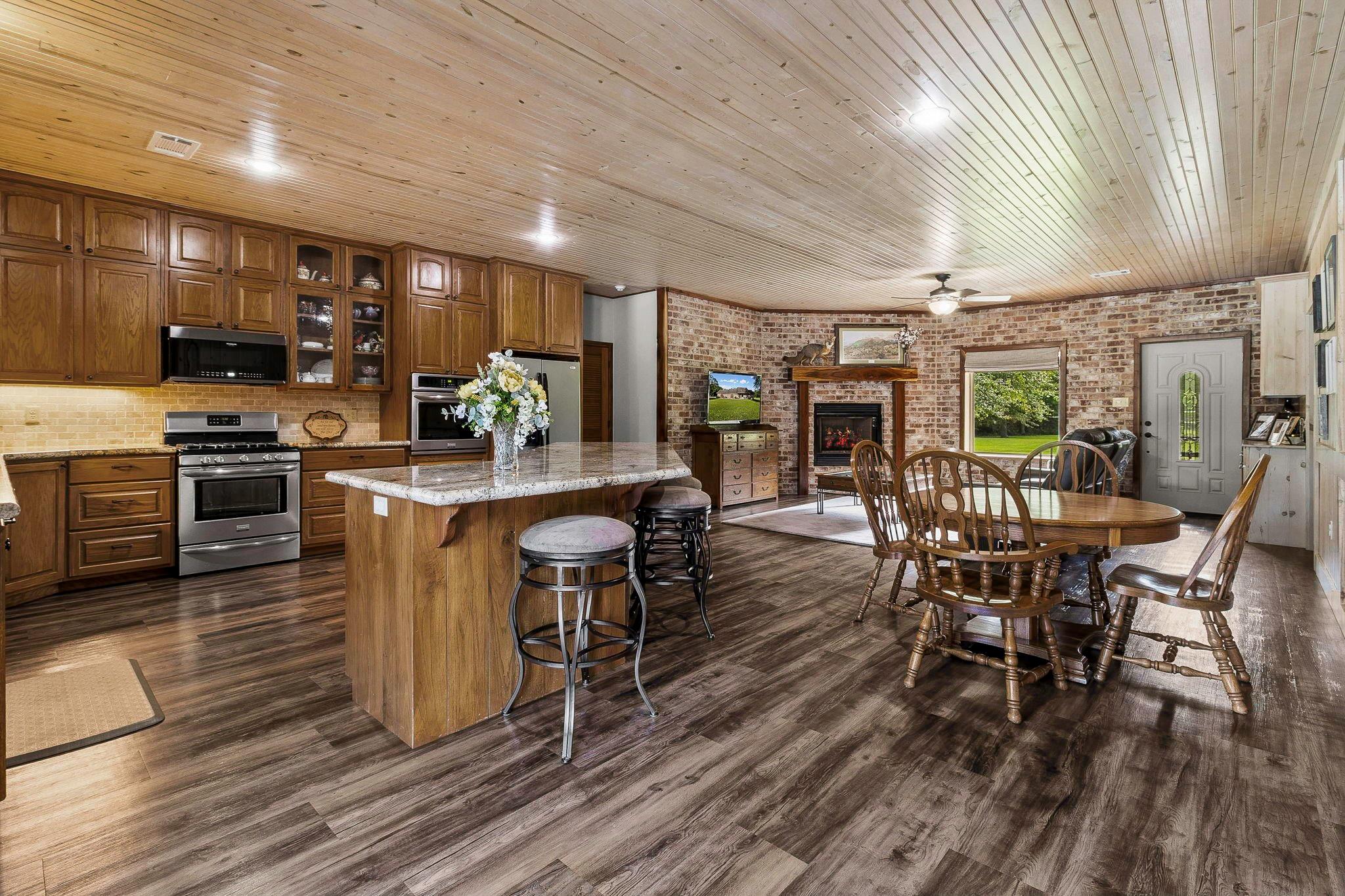 1109 Soda Loop E