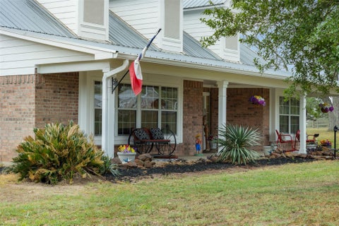 Photo of 1089 Club Lane, Columbus, TX 78934 (MLS # 40878679)