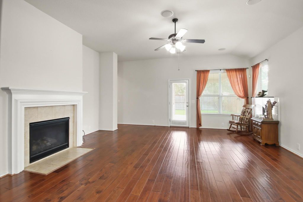 Photo of 16918 Cherokee Lake Lane, Houston, TX 77044 (MLS # 68587173)