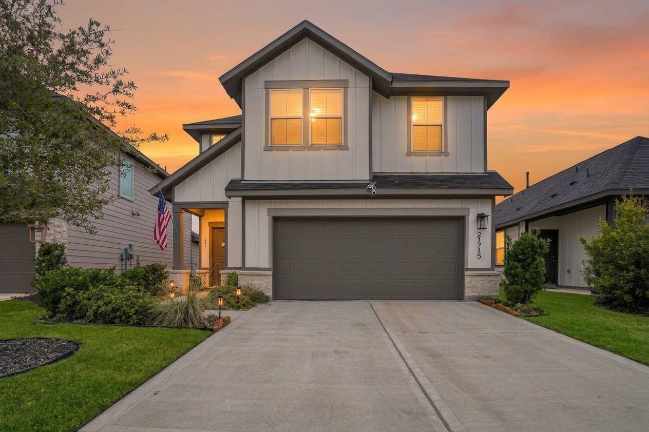 21715 White Bellflower Lane