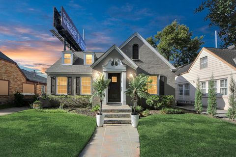 1933 Lexington Street Houston TX 77098