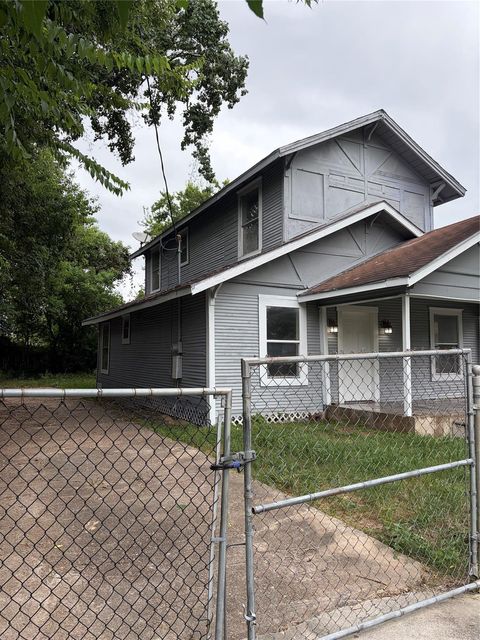 Photo of 3605 Rebecca Street, Houston, TX 77021 (MLS # 39442689)