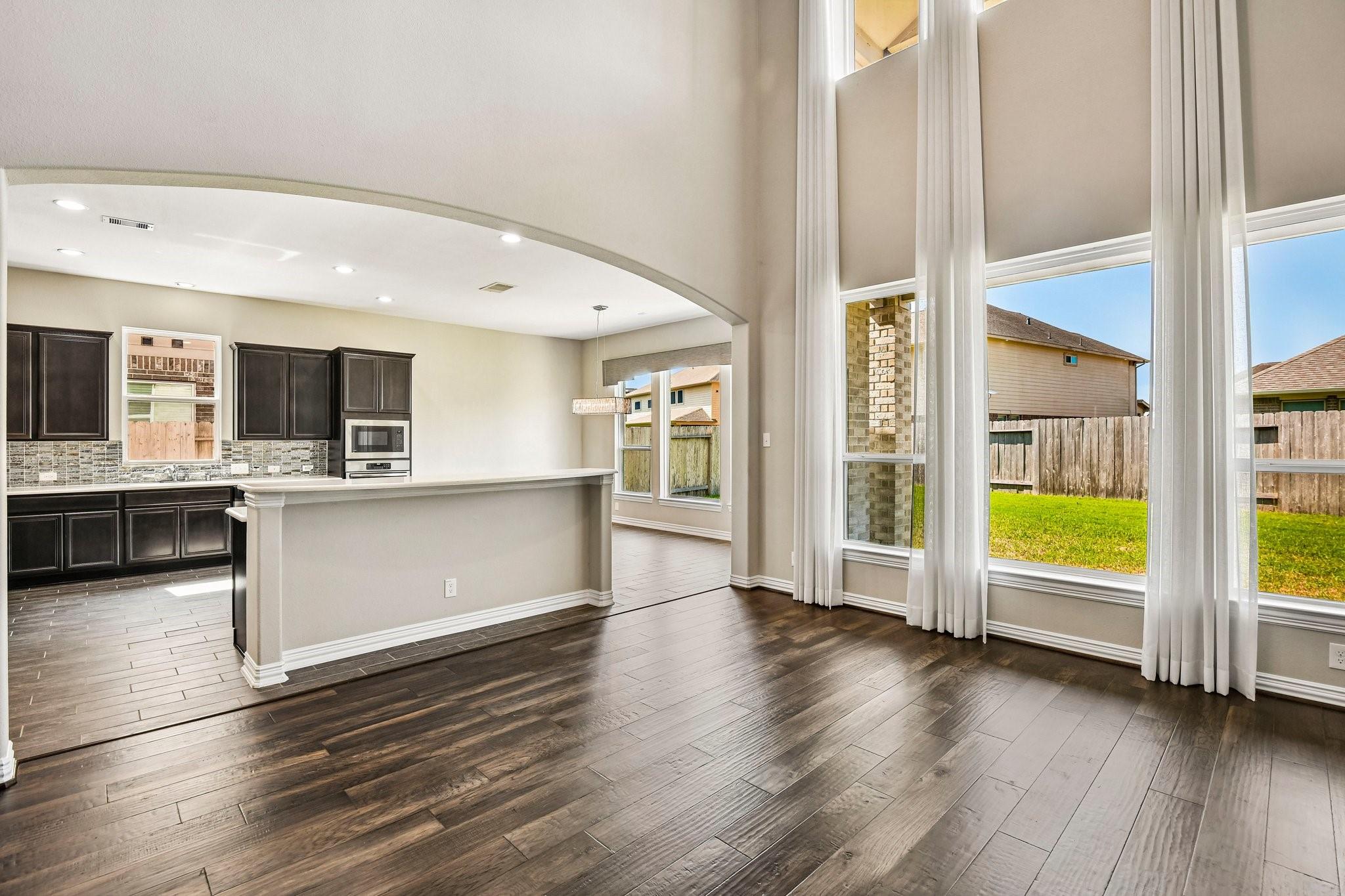 2414 Trocadero Lane