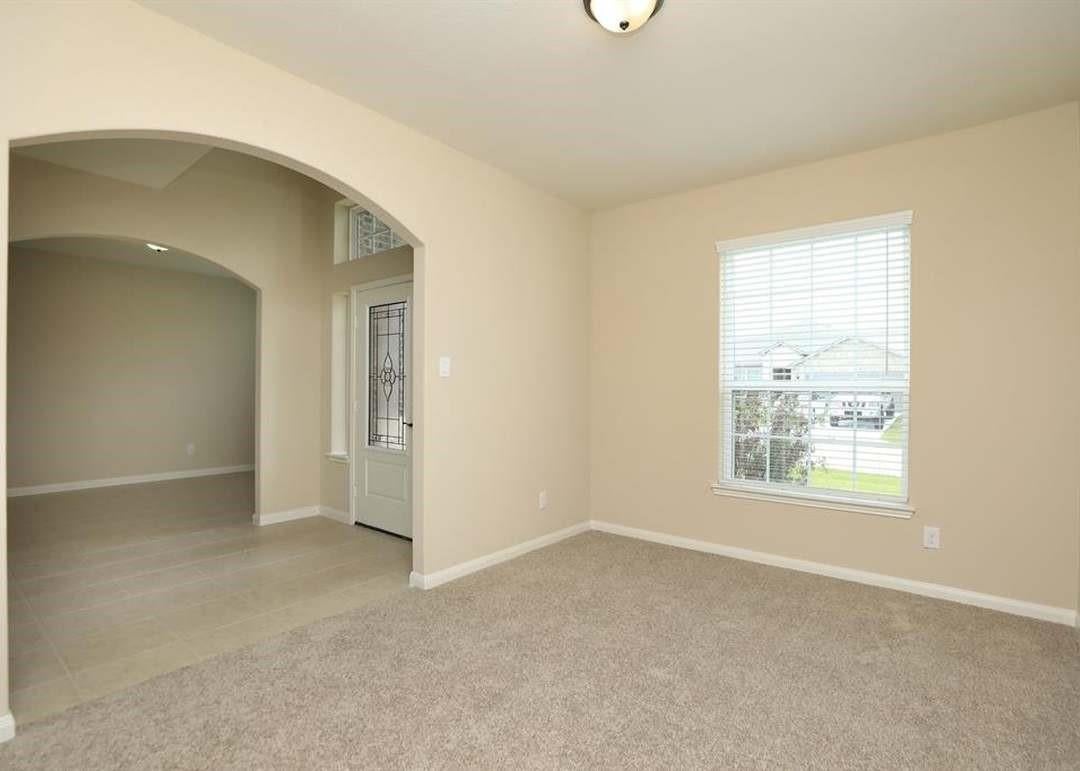 21202 Sunshine Meadow Drive
